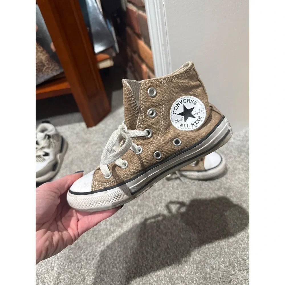 Converse Chuck Taylor All Star High Top Tan Khaki Canvas Youth Shoes Size 12